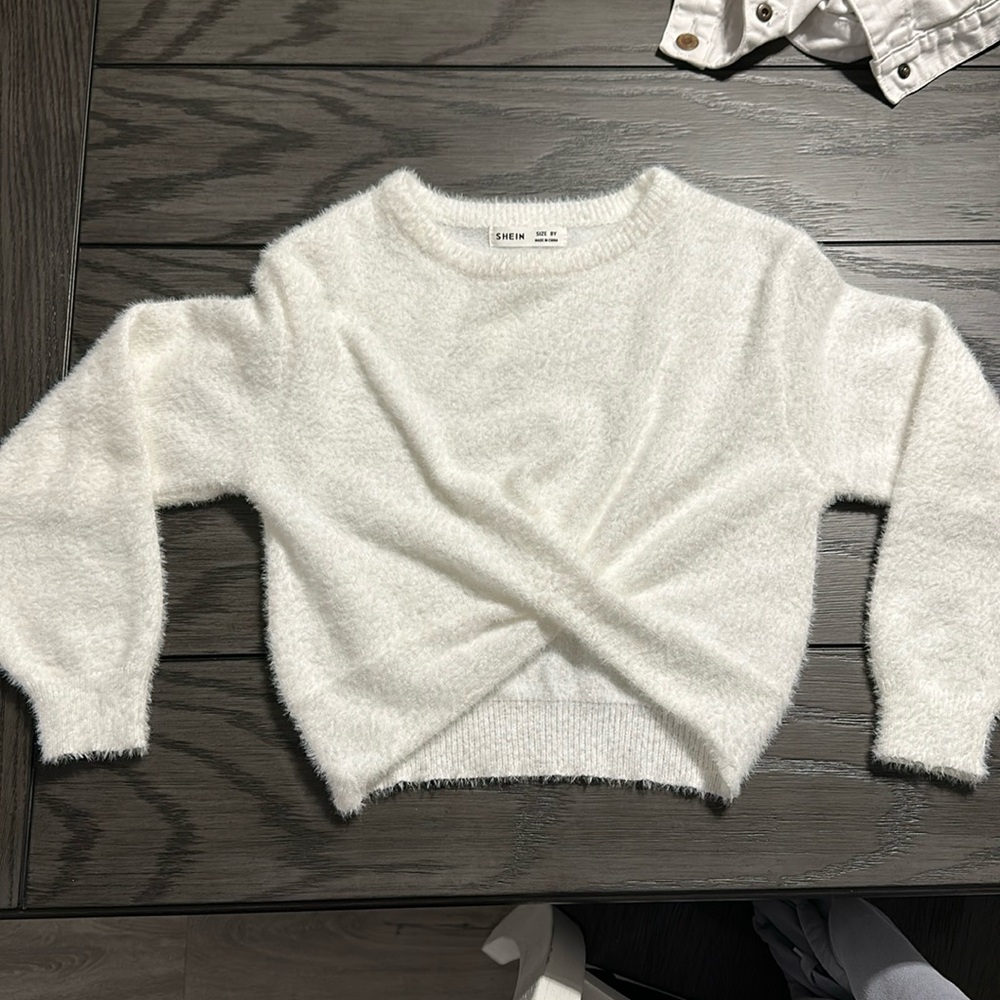 White SHEIN fuzzy cropped sweater